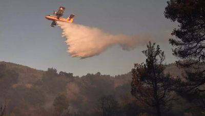 Φωτιά στην Πρέβεζα στον δήμο Ζηρού: Μήνυμα του 112 προς τους κατοίκους – «Να είστε σε ετοιμότητα»