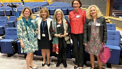 Στην πανηγυρική τελετή της Association Femmes d'Europe η Μαίρη Παχιαδάκη
