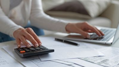 Φορολογικές δηλώσεις: Πώς θα υποβληθούν αναδρομικά από μισθούς - συντάξεις