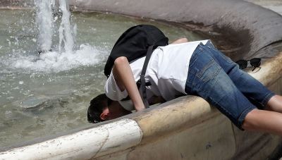 «Ψήνεται» για τα καλά και σήμερα η Κρήτη-Κοντά στους 40 βαθμούς Κελσίου η θερμοκρασία σε περιοχές των Χανίων