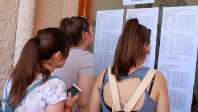 Πανελλαδικές 2024: Οι πρώτες εκτιμήσεις για βαθμολογίες και βάσεις