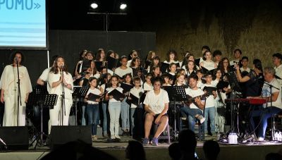 Με μεγάλη επιτυχία η μουσική παράσταση «Σκύλος στο Δρόμο» από το Δήμο Ηρακλείου