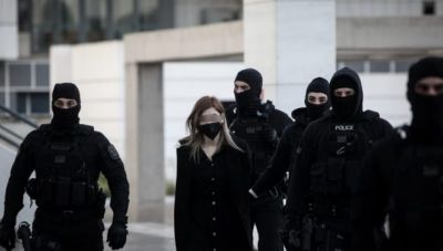 Η Ρούλα Πισπιρίγκου υπέστη κάταγμα στο χέρι