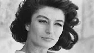 Πέθανε η θρυλική Ανούκ Εμέ