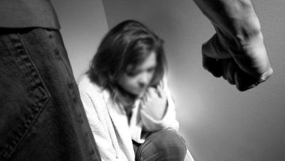 Ενδοοικογενειακή βία: Σοκάρουν τα στοιχεία - Σχεδόν 500 περιστατικά στην Κρήτη