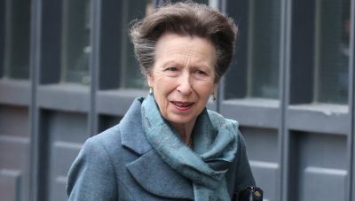 Στο νοσοκομείο με τραύματα, πιθανότατα από χτύπημα αλόγου, η πριγκίπισσα Άννα της Βρετανίας