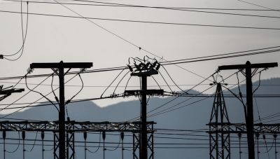 Έρχονται νέες αυξήσεις στα τιμολόγια ρεύματος του Ιουλίου