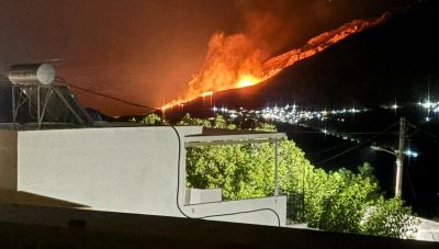 Πυρκαγιά στα Ακούμια Ρεθύμνου-Μεγάλη κινητοποίηση της Πυροσβεστικής