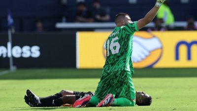 Κόπα Αμέρικα: Επόπτης κατέρρευσε λόγω της ζέστης στο ματς Καναδάς-Περού