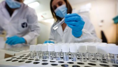 Το Δημοτικό Συμβούλιο Χανίων στο πλευρό εργαστηριακών γιατρών