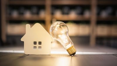 Ρεύμα: Αυξήσεις στα τιμολόγια και τον Ιούλιο – Οι επιλογές που ρίχνουν το κόστος