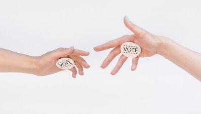 Ευρωεκλογές - Μαρία Ραπτάκη στο Newshub: Το διαφορετικό στοιχείο που πρέπει να γνωρίζουμε πριν την κάλπη