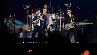 Coldplay: Το συγκρότημα που γέμισε το ΟΑΚΑ