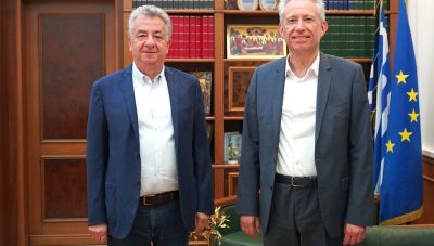 Ο υποψήφιος ευρωβουλευτής του ΠΑΣΟΚ-ΚΙΝΑΛ Κώστας Χρυσόγονος στο Ηράκλειο