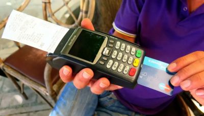 POS: Μέχρι 10 Ιουνίου η διασύνδεση με τις ταμειακές μηχανές για 7.600 επιχειρήσεις