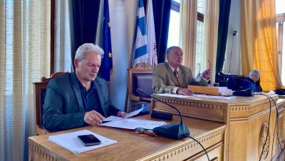 Λότζια: Ομόφωνη στήριξη στους 135 συμβασιούχους για την παραμονή τους στις εργασίες τους