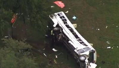 ΗΠΑ: Τουλάχιστον οκτώ νεκροί σε τροχαίο με λεωφορείο στη Φλόριντα - Bίντεο