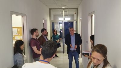 Περιοδεία κλιμακίου του ΚΚΕ στο Ίδρυμα Τεχνολογίας και Έρευνας