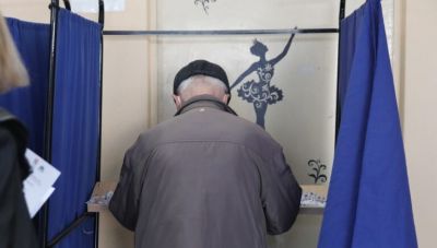 Ευρωεκλογές 2024: Πώς ψηφίζουμε μέσω της επιστολικής ψήφου – Αναλυτικός οδηγός