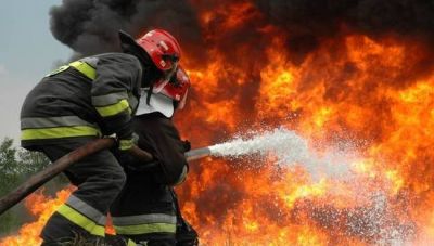 Ηράκλειο: Πύρινη εστία έξω από ξενοδοχείο - Αμεση παρεμβαση από την Πυροσβεστική