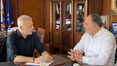 Οι επαφές του Γιάννη Κουράκη με εμβληματικούς Δημάρχους της Ελλάδας