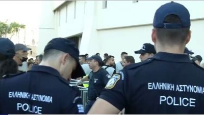 Ισχυρή παρουσία 4.000 αστυνομικών για τον τελικό του Conference League