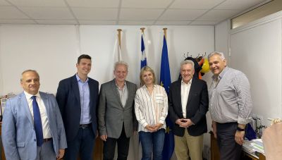 Συνάντηση του Δημάρχου Ηρακλείου Αλέξη Καλοκαιρινού με την Υφυπουργό Παιδείας Ζέτα Μακρή