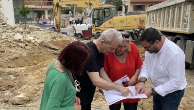 Στις εργασίες διάνοιξης της οδού Ευμαθίου ο Δήμαρχος Αλέξης Καλοκαιρινός (video)