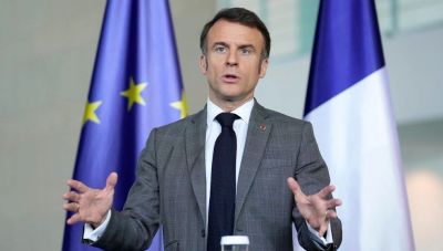 Μακρόν: Επίσημη επίσκεψη στη Γερμανία – Μήνυμα ενότητας του γερμανογαλλικού άξονα