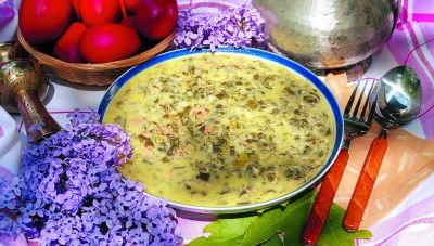 Μαγειρίτσα: Πώς θα πετύχετε την πιο υγιεινή και νόστιμη συνταγή