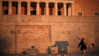 Τελευταία η Ελλάδα σε 9 κρίσιμους δείκτες - Τι δείχνουν για την ελληνική Οικονομία