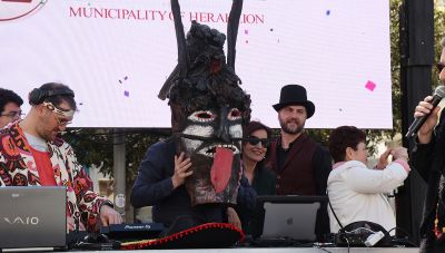 Με Σιβιανή μάσκα – προσωπείο ο Αλέξης Καλοκαιρινός στην παρέλαση