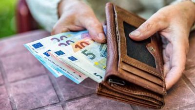 Επικουρικές συντάξεις: Ποιοι θα πάρουν αναδρομικά άνω των 16.000 ευρώ - Παραδείγματα