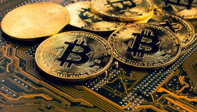 Νέο ρεκόρ για το bitcoin – Πάνω από 71.000 δολάρια