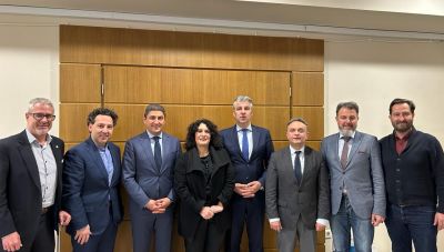 Αυγενάκης: Δημιουργούμε ένα ισχυρό θεσμικό πλαίσιο προστασίας του ελληνικού μελιού