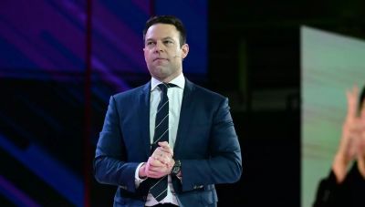 Επίθεση του ΣΥΡΙΖΑ στην κυβέρνηση για τα email στους απόδημους