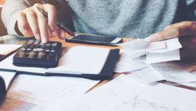 Τέλος στις συναντήσεις φορολογούμενων με εφοριακούς