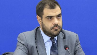 Μαρινάκης: Καλοδεχούμενη η πρόταση μομφής-Συμφέροντα θέλουν να αποσταθεροποιήσουν την πορεία της χώρας