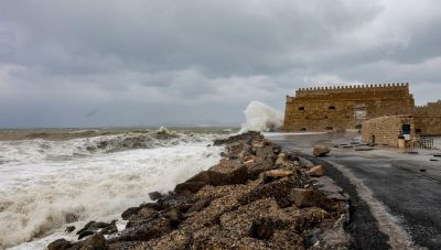 Κρήτη: Θυελλώδεις άνεμοι έως 8 μποφόρ ανήμερα της 25ης Μαρτίου - Η ανακοίνωση από το Λιμεναρχείο