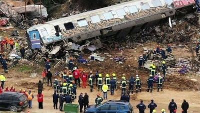Τέμπη: Συγγενείς θυμάτων ζητούν από τη δικαιοσύνη να μάθουν τι έγινε αμέσως μετά το δυστύχημα