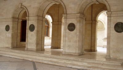 Η διαδικασία χορήγησης άδειας χρήσης κοινοχρήστων χώρων Δήμου Ηρακλείου