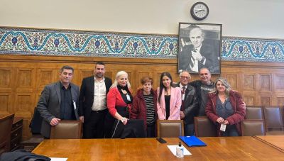 Ελένη Βατσινά: Σε αδιέξοδο οι κομμωτές και οι κουρείς – Τα έξοδα “σκαρφαλώνουν”, τα έσοδα κατακρημνίζονται