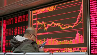 Δεν «τρίτωσε» το... κακό στις ευρωαγορές