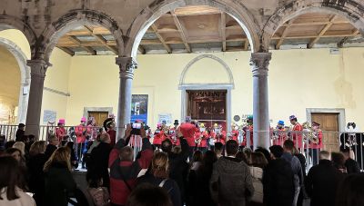 Σε αποκριάτικους ρυθμούς την Τσικνοπέμπτη το Ηράκλειo (Φωτογραφίες)