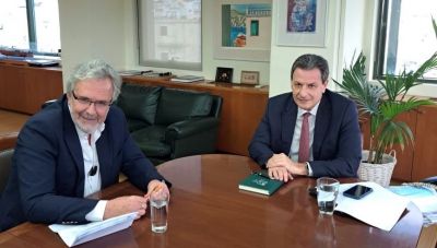 Συνάντηση του Δημάρχου Σητείας με τον Υπουργό Περιβάλλοντος- Στο επίκεντρο τα αιολικά πάρκα