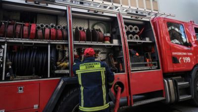 Θεσσαλονίκη: Πυροσβέστης άφησε την τελευταία του πνοή κατά τη διάρκεια κατάσβεσης φωτιάς