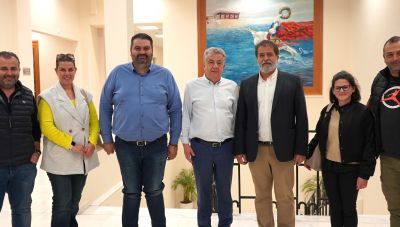 Συνάντηση Περιφερειάρχη Κρήτης με τη νέα διοίκηση του δικτύου οινοποιών Κρήτης