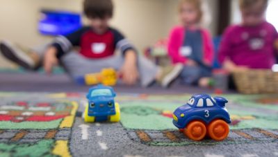 Δασκάλες έδωσαν σε παππού λάθος παιδί - Συνελήφθησαν οι παιδαγωγοί και ο παππούς