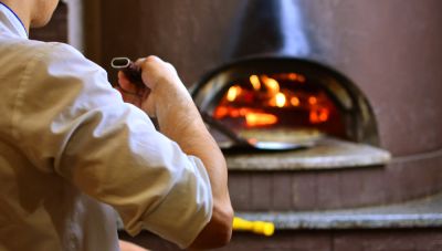 ΚΕΚ ΕΒΕΗ: Σχολή Επαγγελματία Πιτσαδόρου Ιταλικής Πίτσας με πιστοποίηση