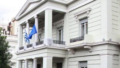 Παραιτήθηκε με αιχμές ο πρέσβης-πολιτικός διευθυντής του υπουργείου Εξωτερικών - Η επιστολή